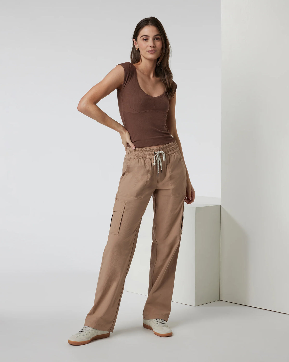 Sleeveless Cove V Neck