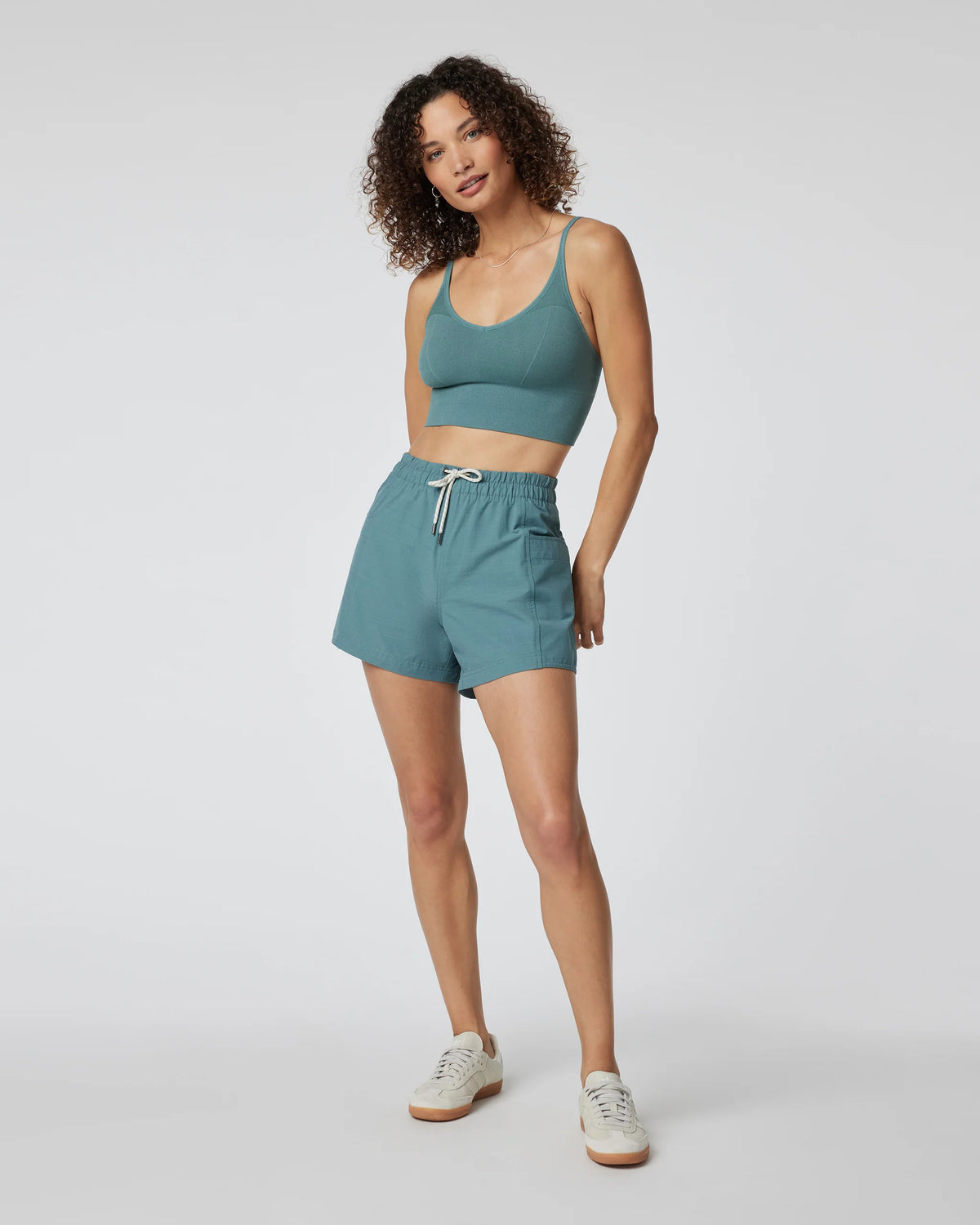 Quince Seamless Crop