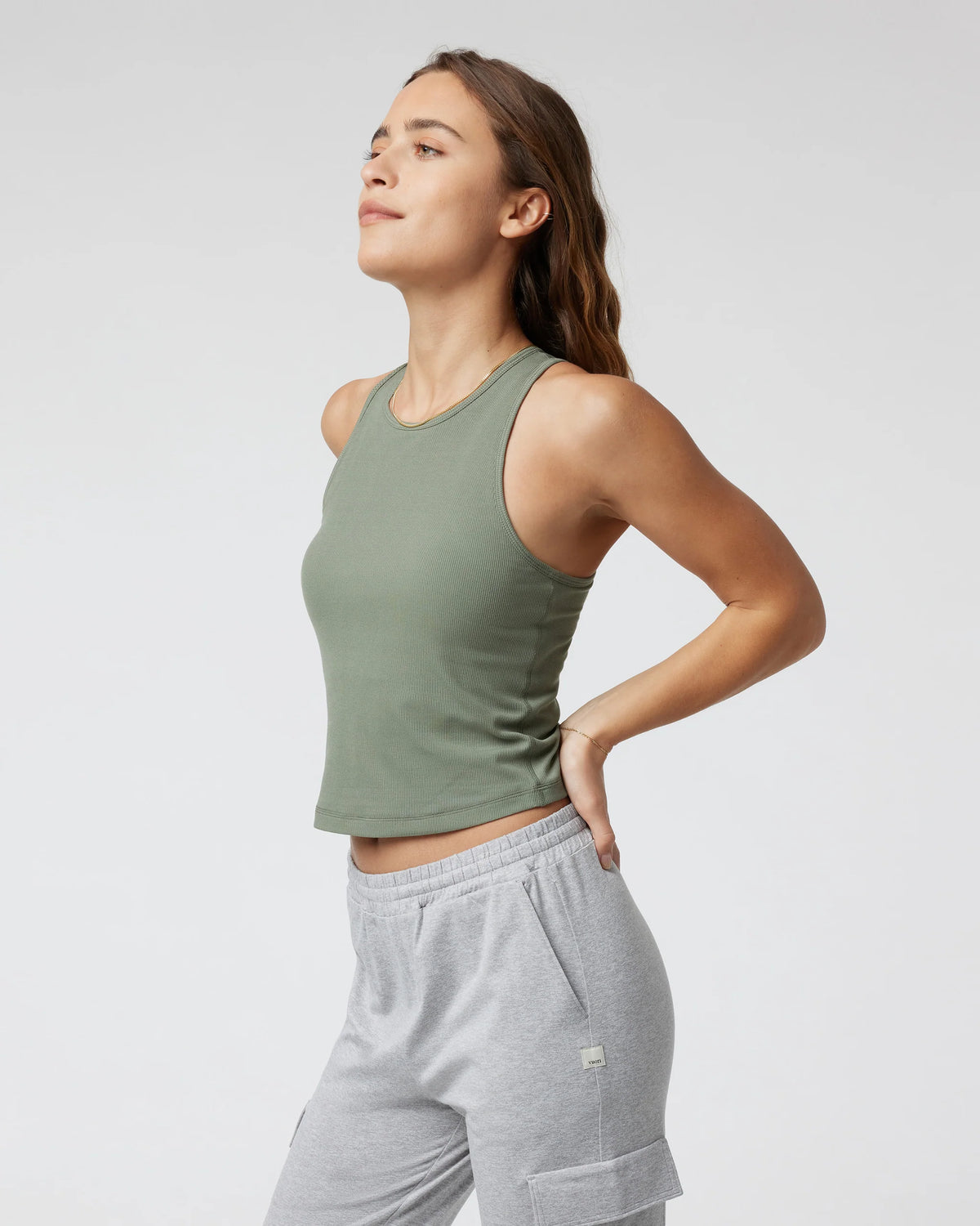Pose Plyo Tank