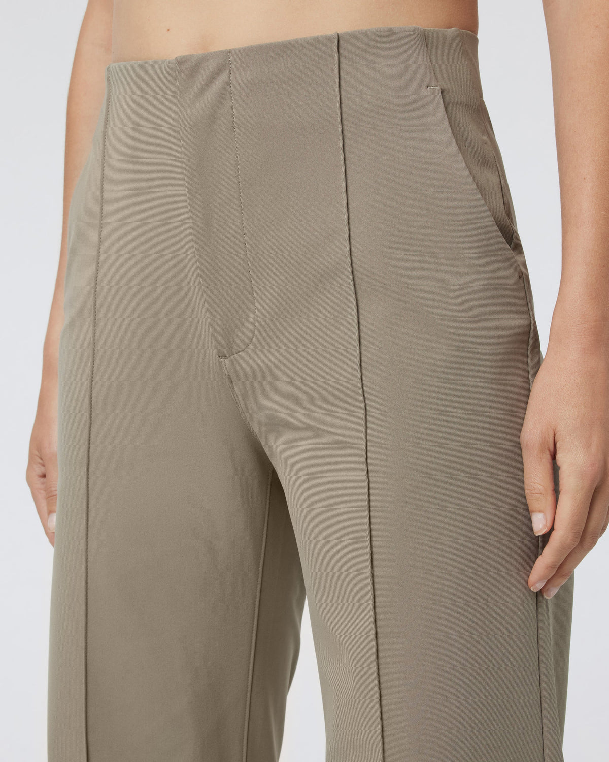 Womens Meta Wideleg