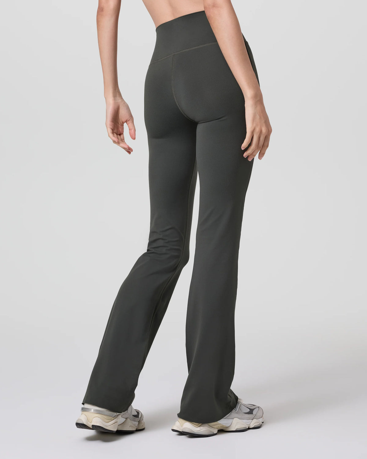 Halo Slim Flare Pant
