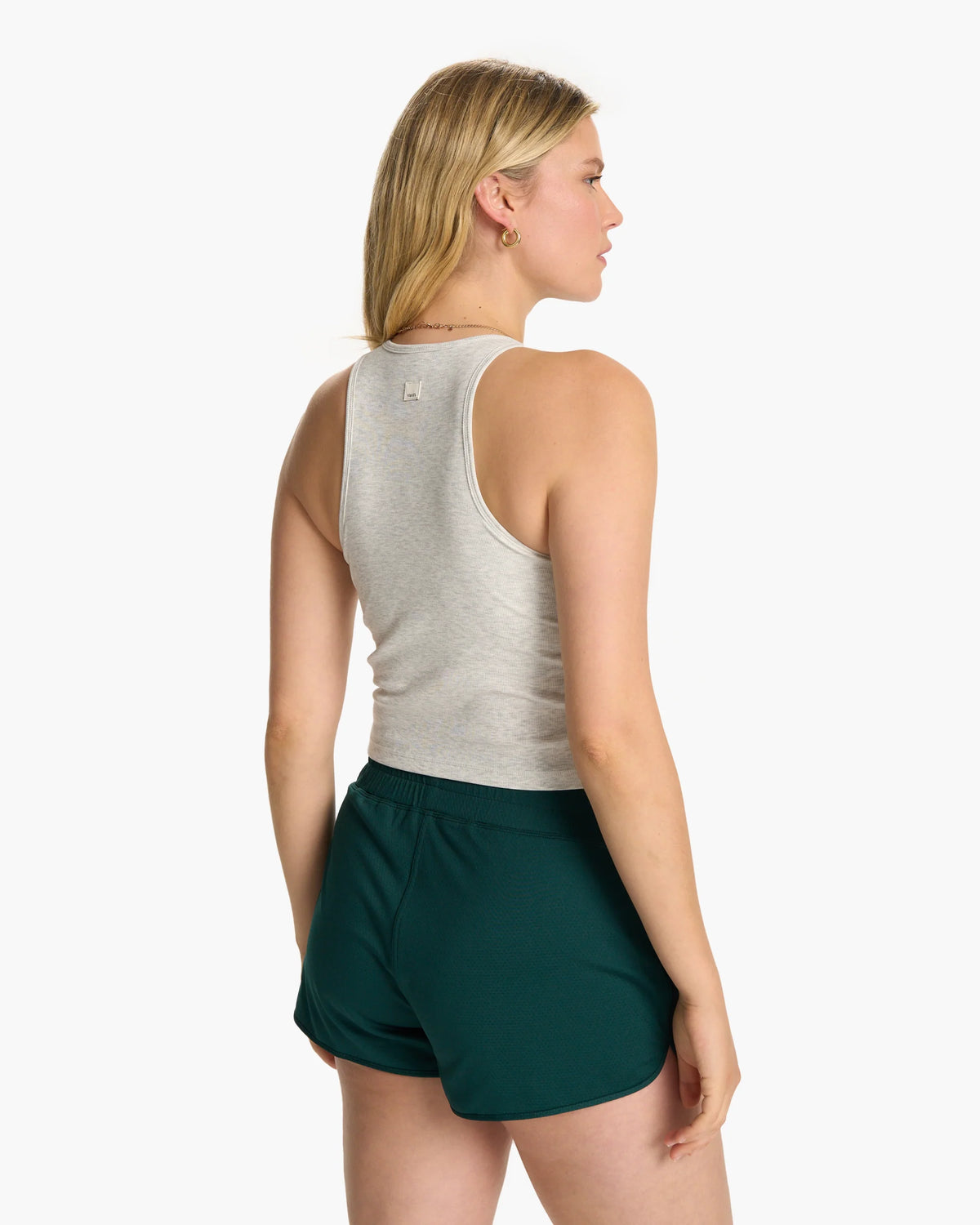 Pose Plyo Tank