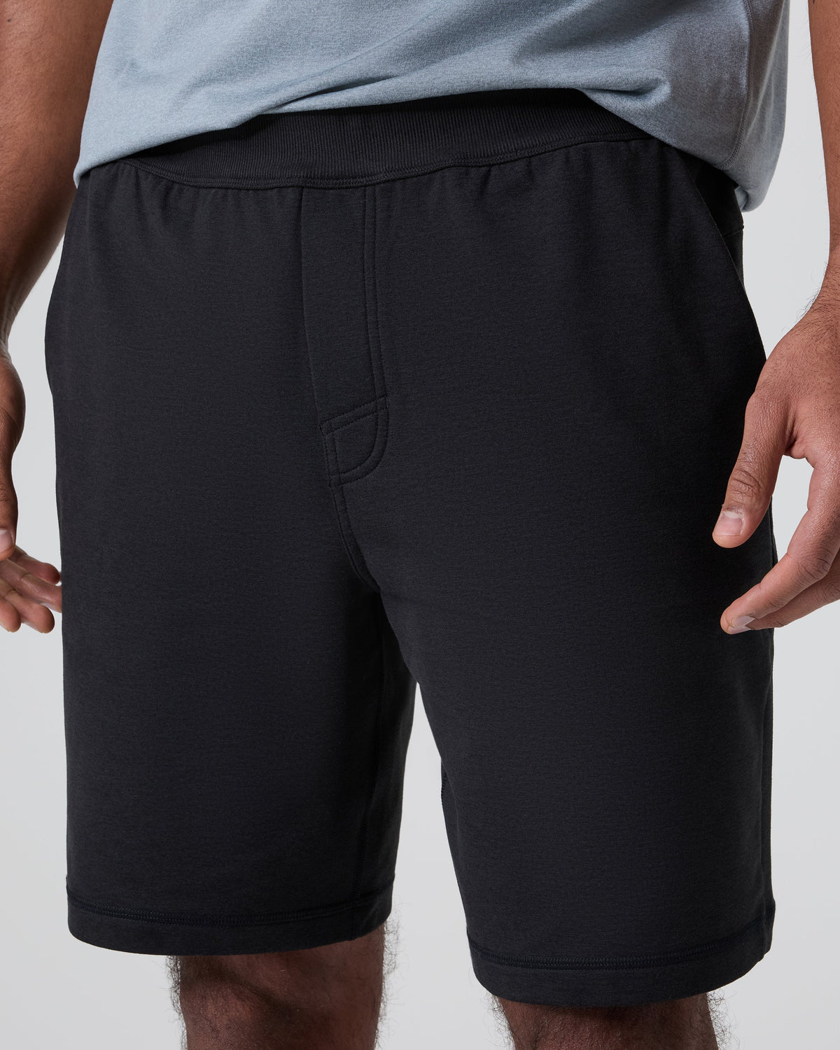 Coronado Short 8"
