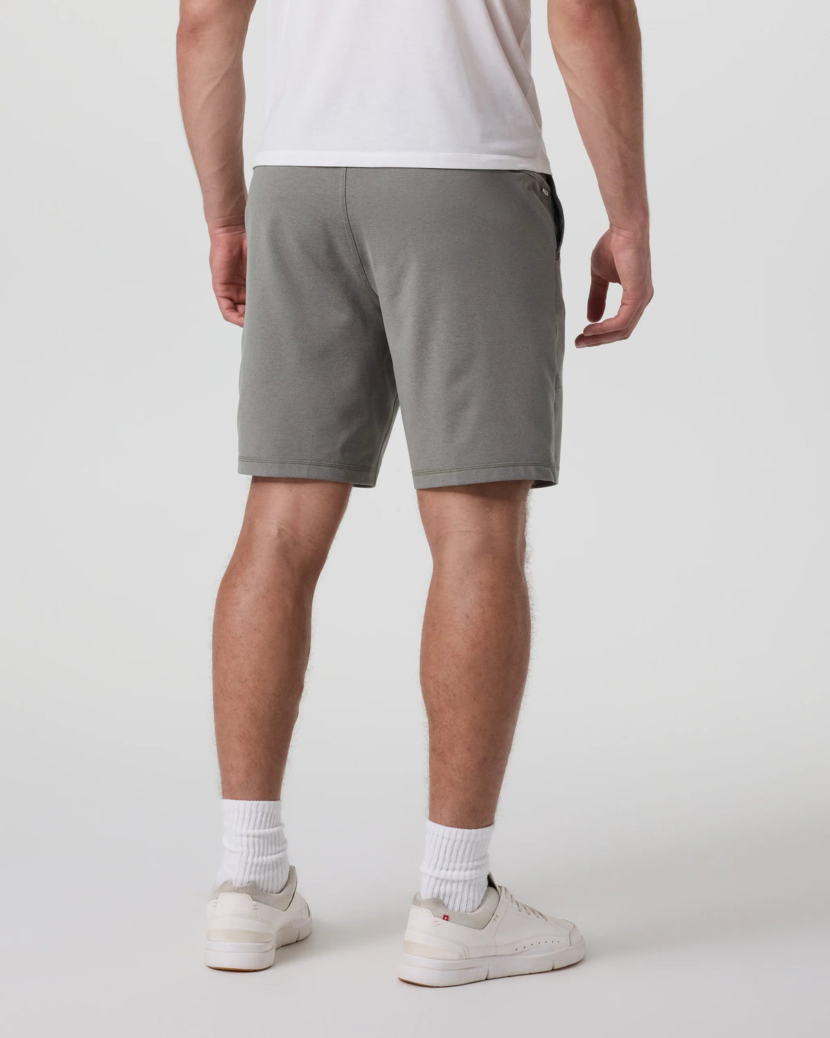 Coronado Short 8"