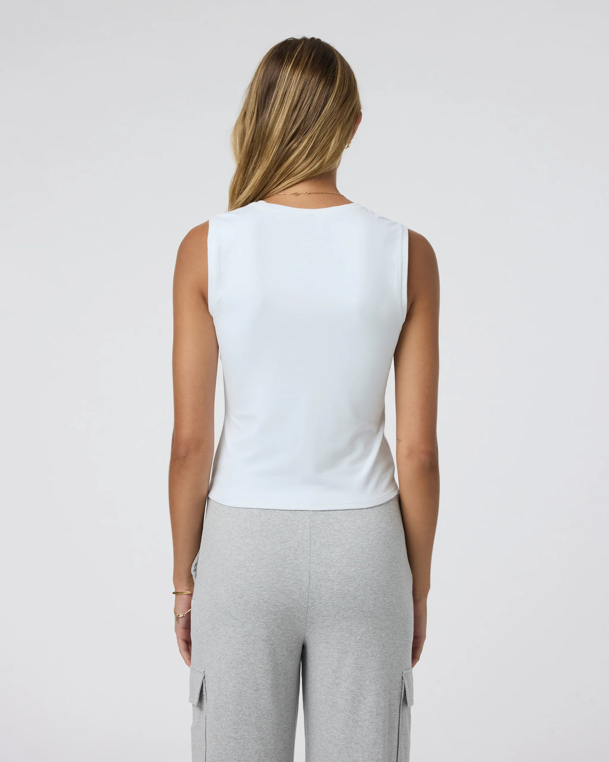 Halo Essential Scoop Tank