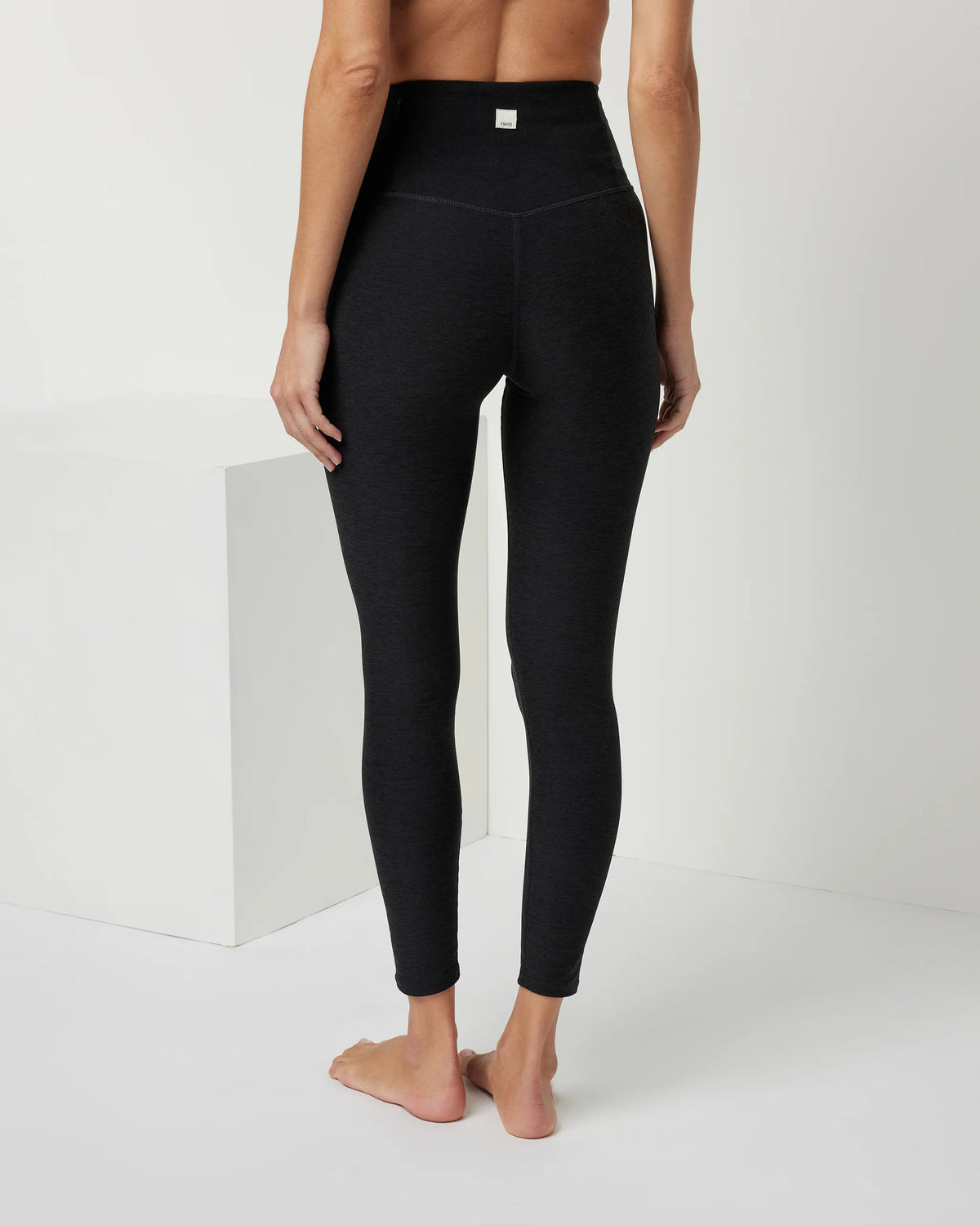 Clean Elevation Legging
