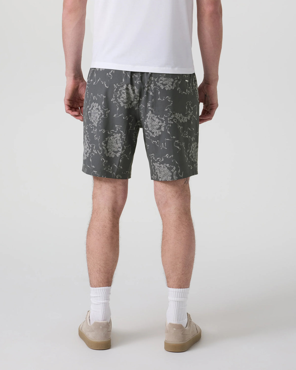 Kore Short Lined 7" Vuori x Kelsey Brookes