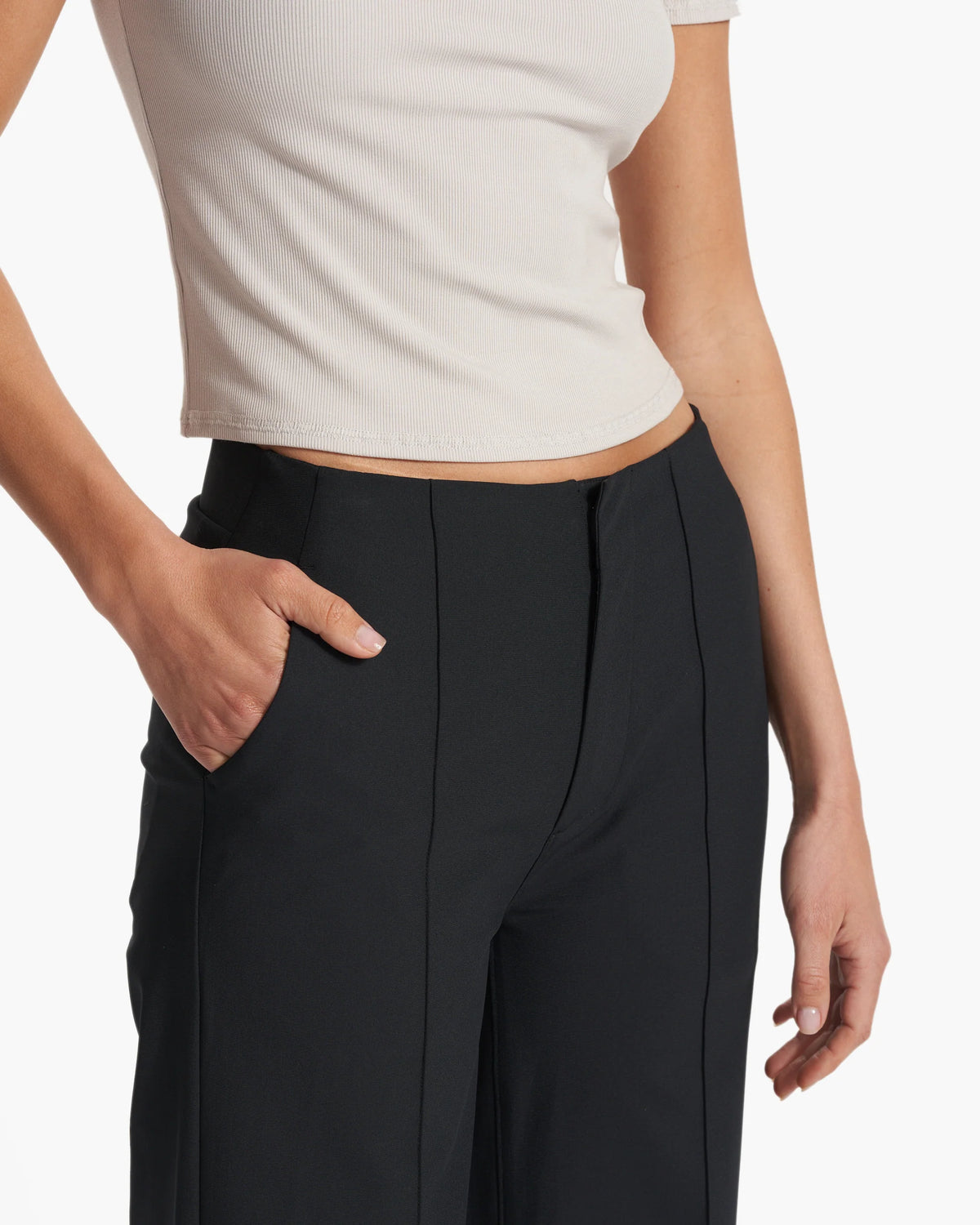 Womens Meta Wideleg