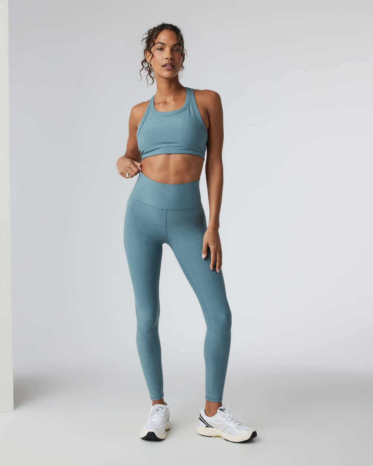 Clean Elevation Legging
