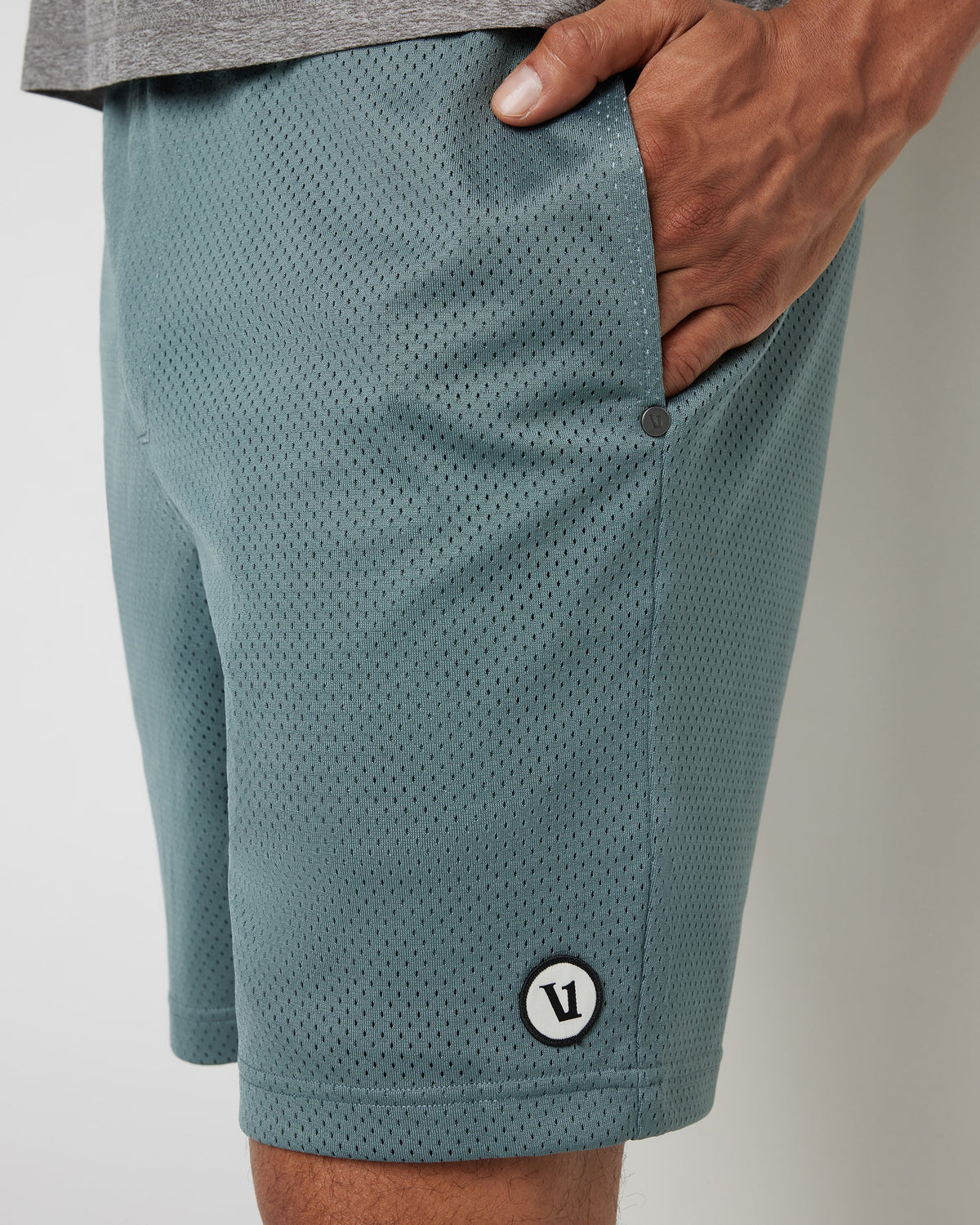 Endline Mesh Short