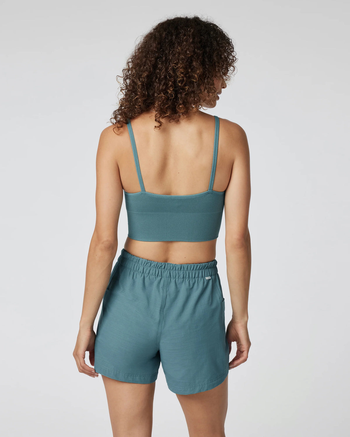 Quince Seamless Crop