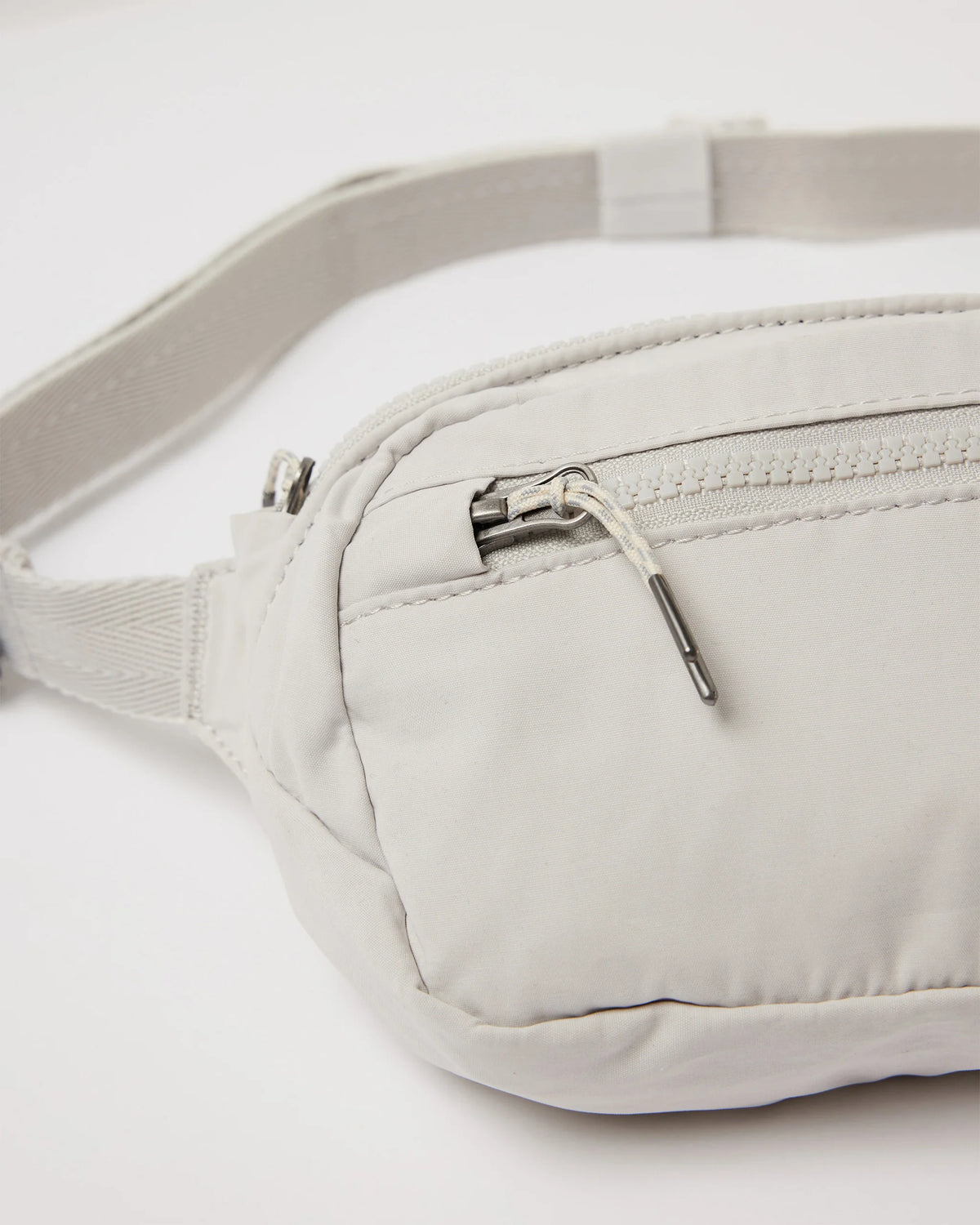 Vuori Hip Pack