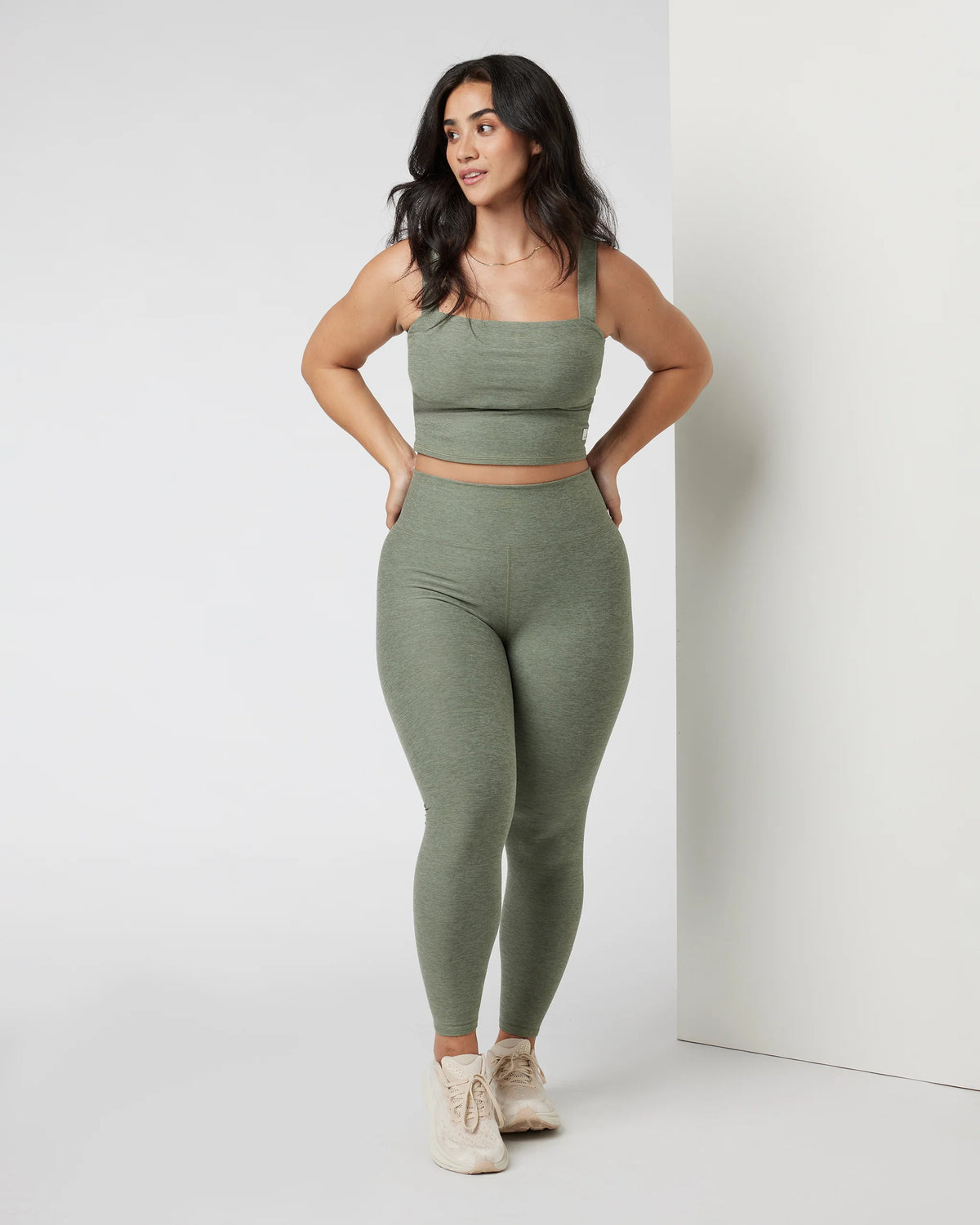 Clean Elevation Legging