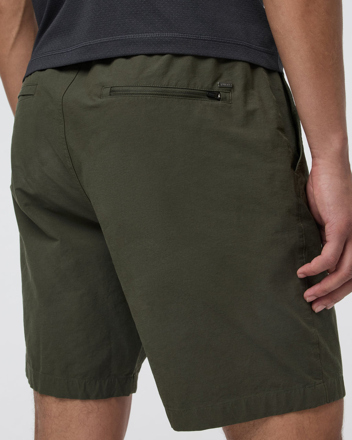 Barren Explorer Short 8"
