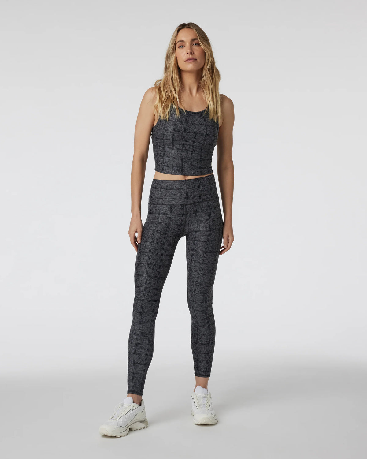 Clean Elevation Legging