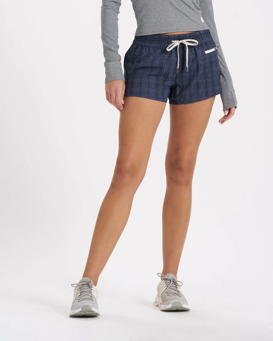 Clementine Short