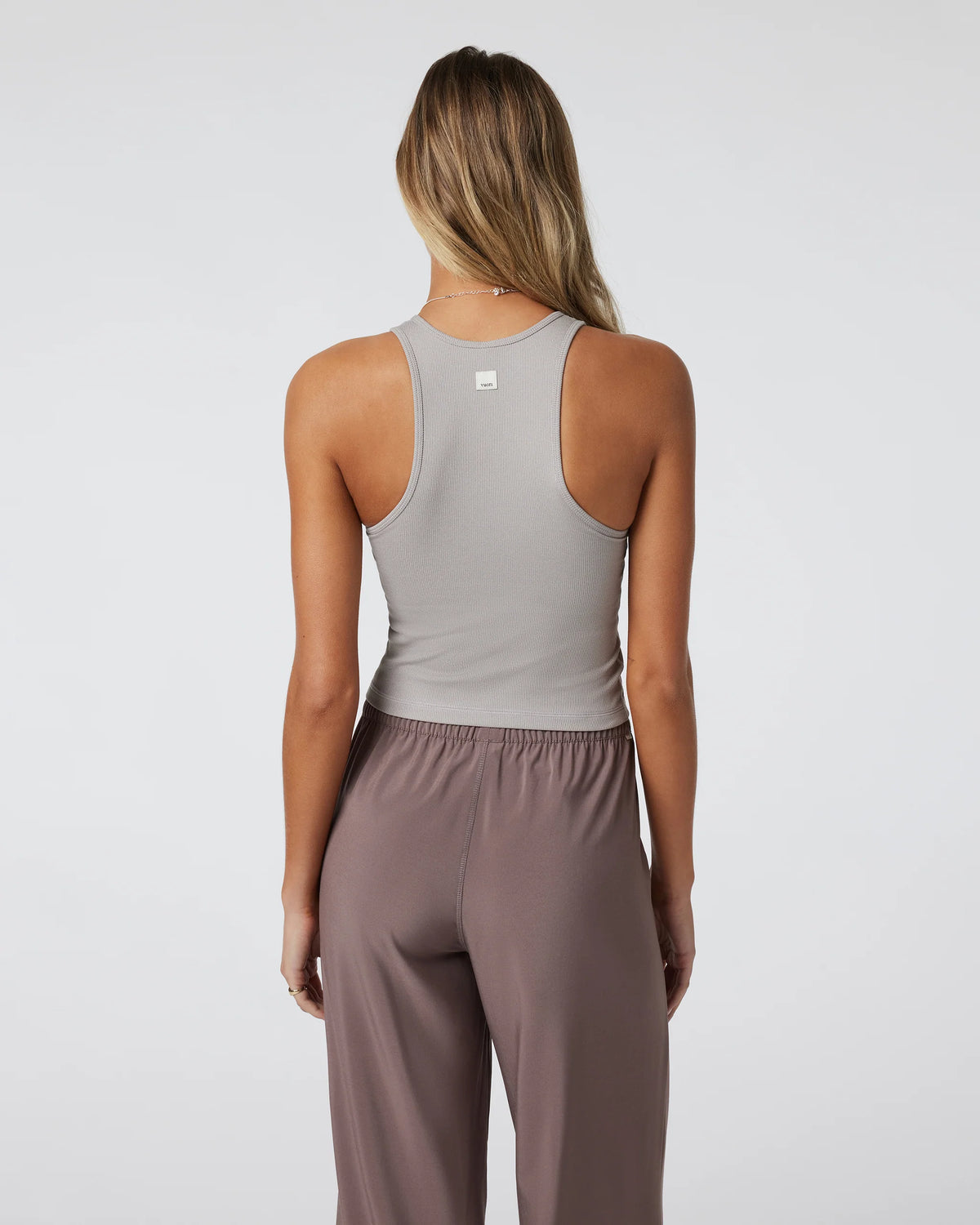 Pose Plyo Tank