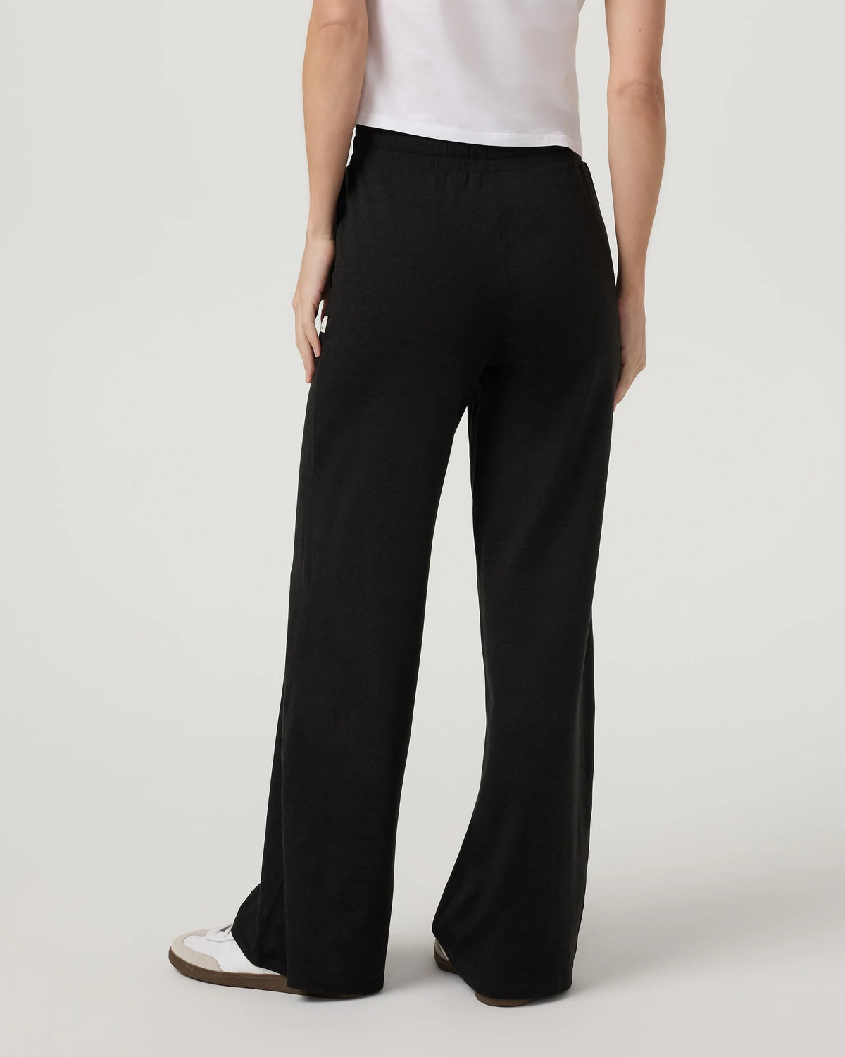 Halo Essential Wideleg Pant - Short
